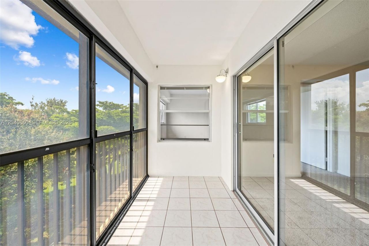 1501 SW 131st Way, Unit 405P, Pembroke Pines, FL 33027 Photo