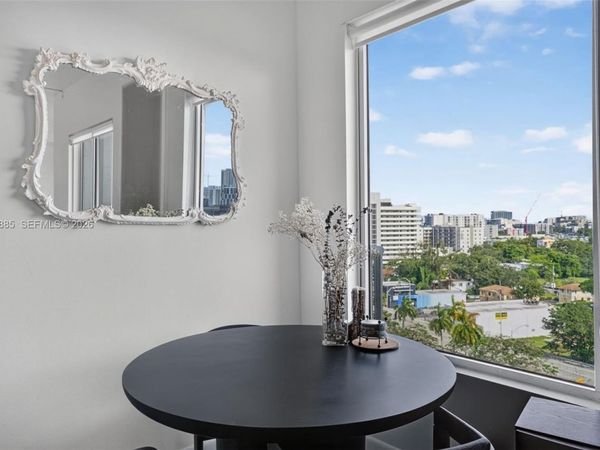 10 SW South River Dr , Unit 1005, Miami, FL 33130