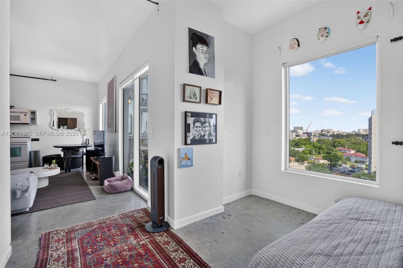 10 SW South River Dr, Unit 1005, Miami, FL 33130 Photo