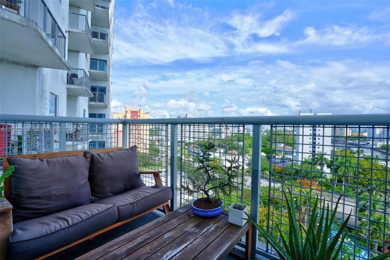 10 SW South River Dr, Unit 1005, Miami, FL 33130 Photo