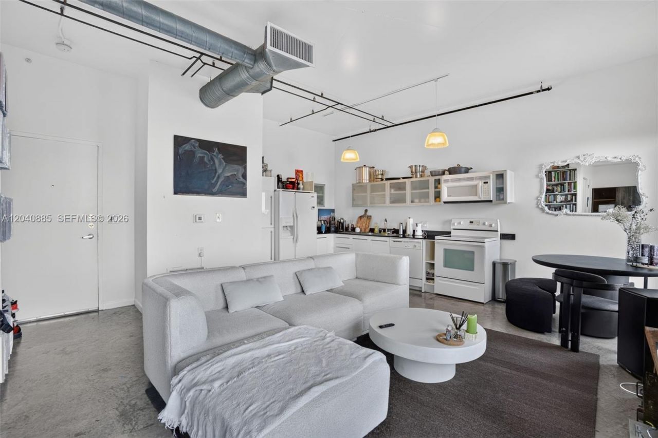 10 SW South River Dr, Unit 1005, Miami, FL 33130 Photo