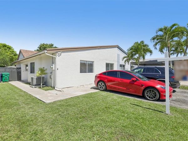 9709 SW 146th Ct, Miami, FL 33186