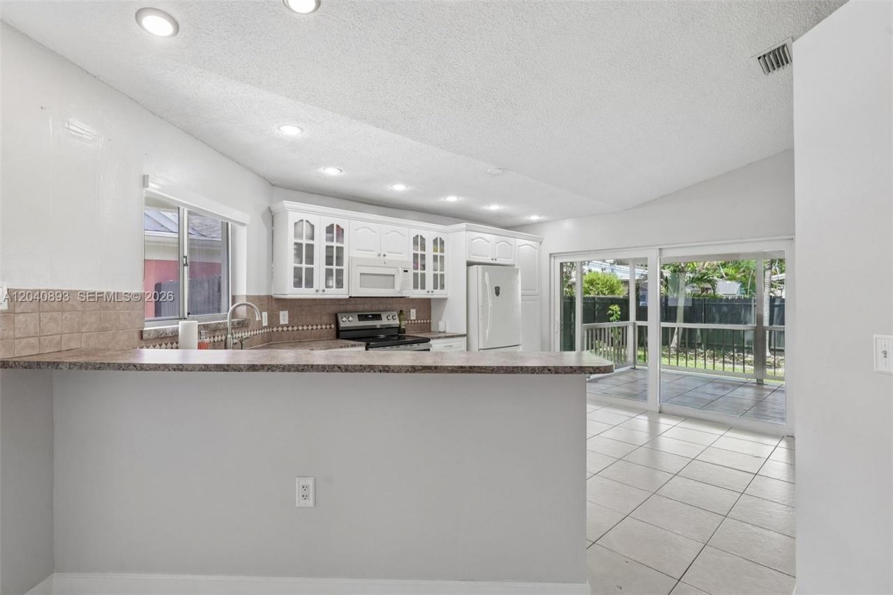 9709 SW 146th Ct, Miami, FL 33186 Photo