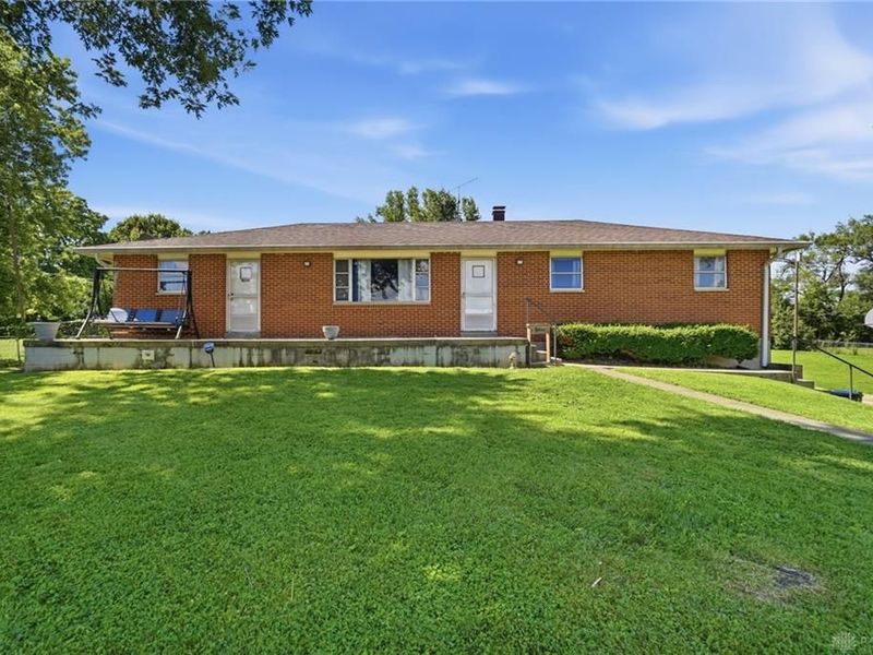 8150 Manning Road, Germantown, OH 45327 Photo 1