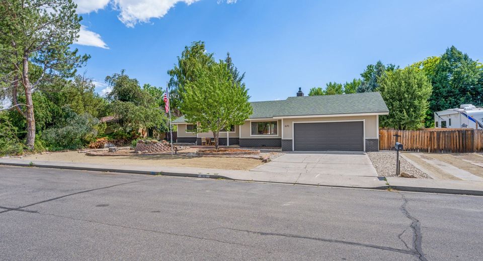 1670 Belarra Drive, Minden, NV 89423 Photo