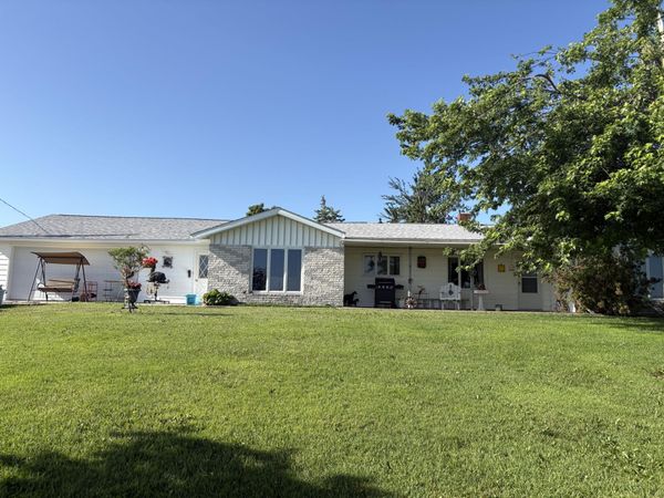 9689 North Grand Lake Highway, Posen, MI 49776