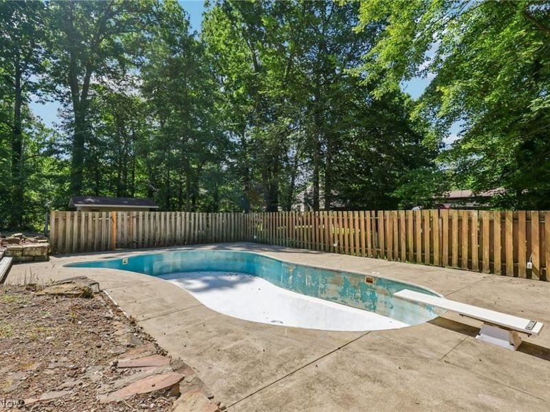 2141 Arms Drive, Girard, OH 44420 Photo 38