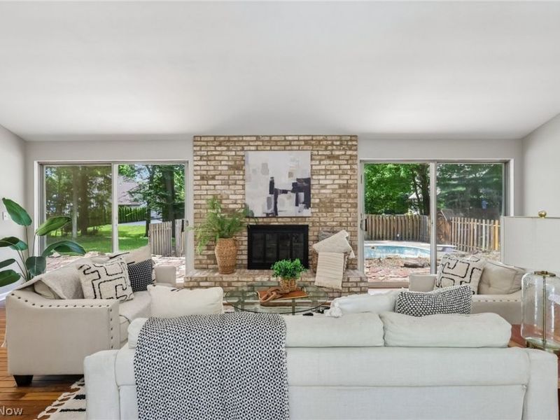 2141 Arms Drive, Girard, OH 44420 Photo 8