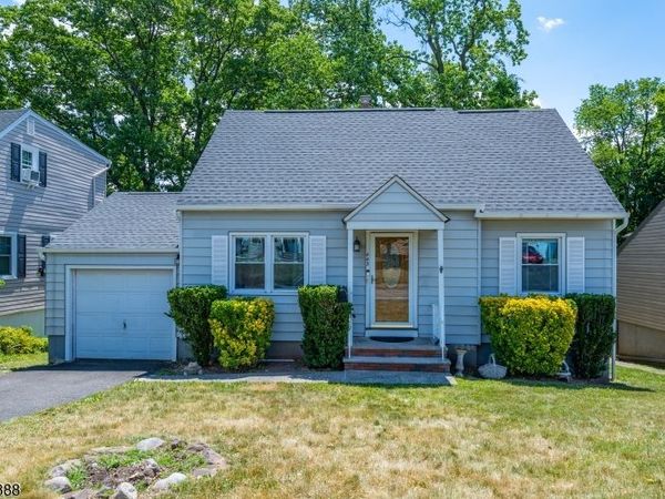 443 Mount Prospect Ave, Clifton, NJ 07012