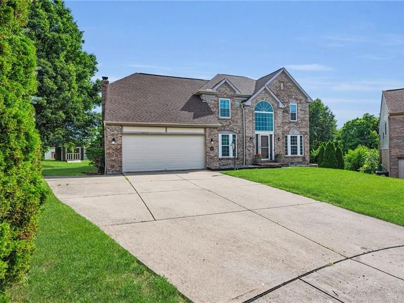 2125 Deer Meadow Drive, Springfield Township, OH 45240 Photo 2