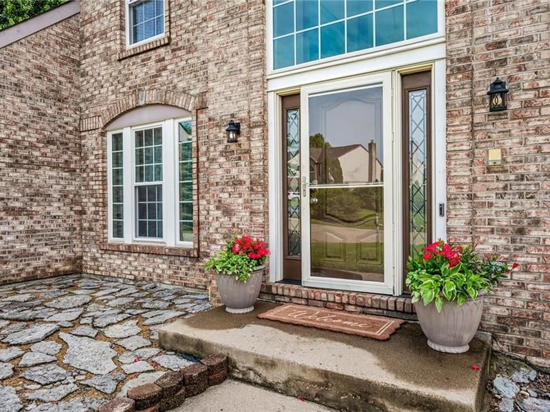 2125 Deer Meadow Drive, Springfield Township, OH 45240 Photo 3