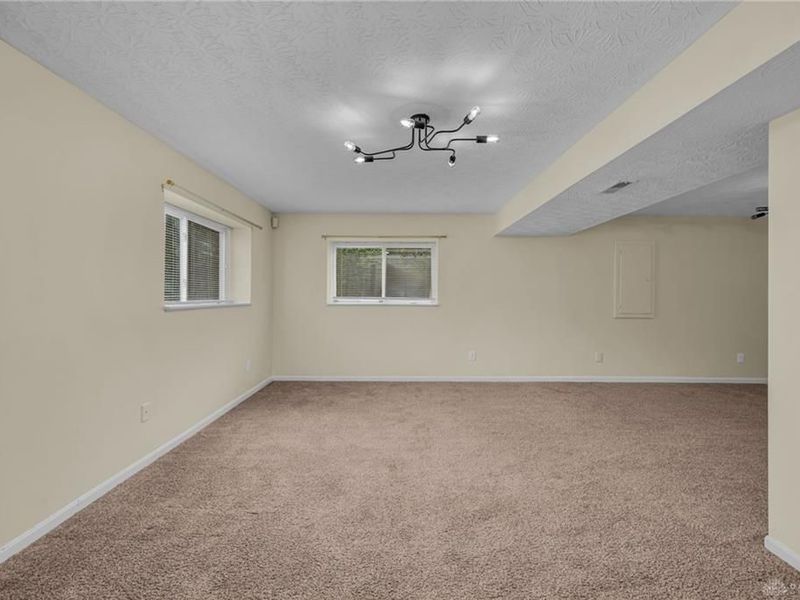 2125 Deer Meadow Drive, Springfield Township, OH 45240 Photo 48