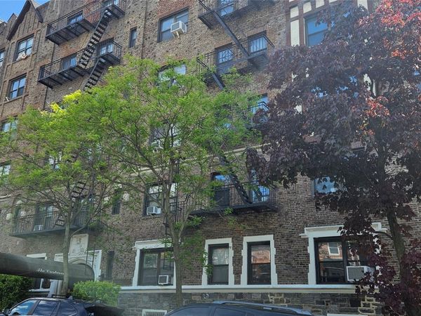130 Bay Ridge Parkway , Unit 4E, Brooklyn, NY 11209