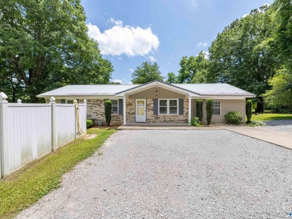 350 Lakeview Drive, Hamilton, AL 35570