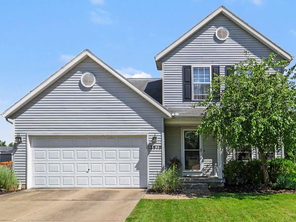 3910 Avery Drive NW, Grand Rapids, MI 49534