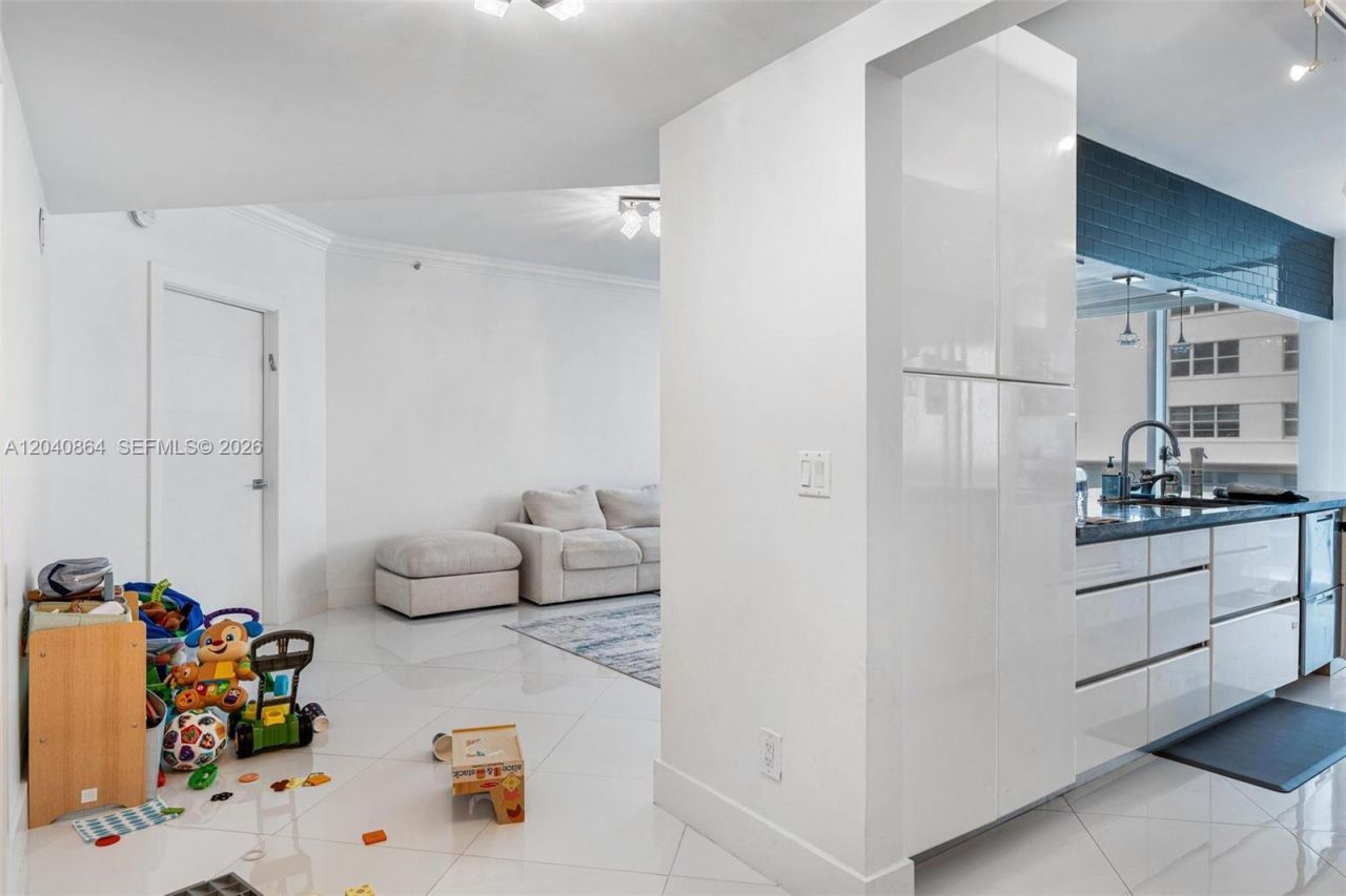 9559 Collins Ave , Unit S4-J, Surfside, FL 33154 Photo