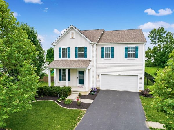12283 Herons Landing Drive NW, Pickerington, OH 43147