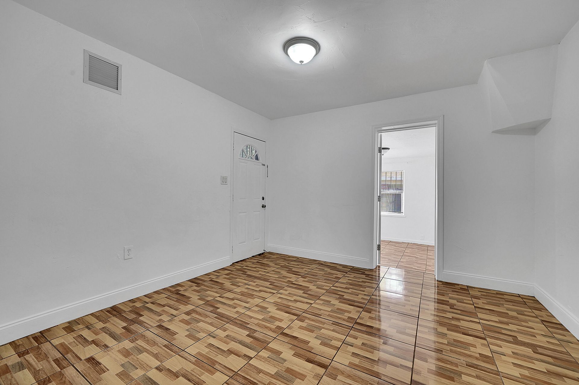 1646 NE 150th Street, Unit 1, Miami, FL 33181 Photo