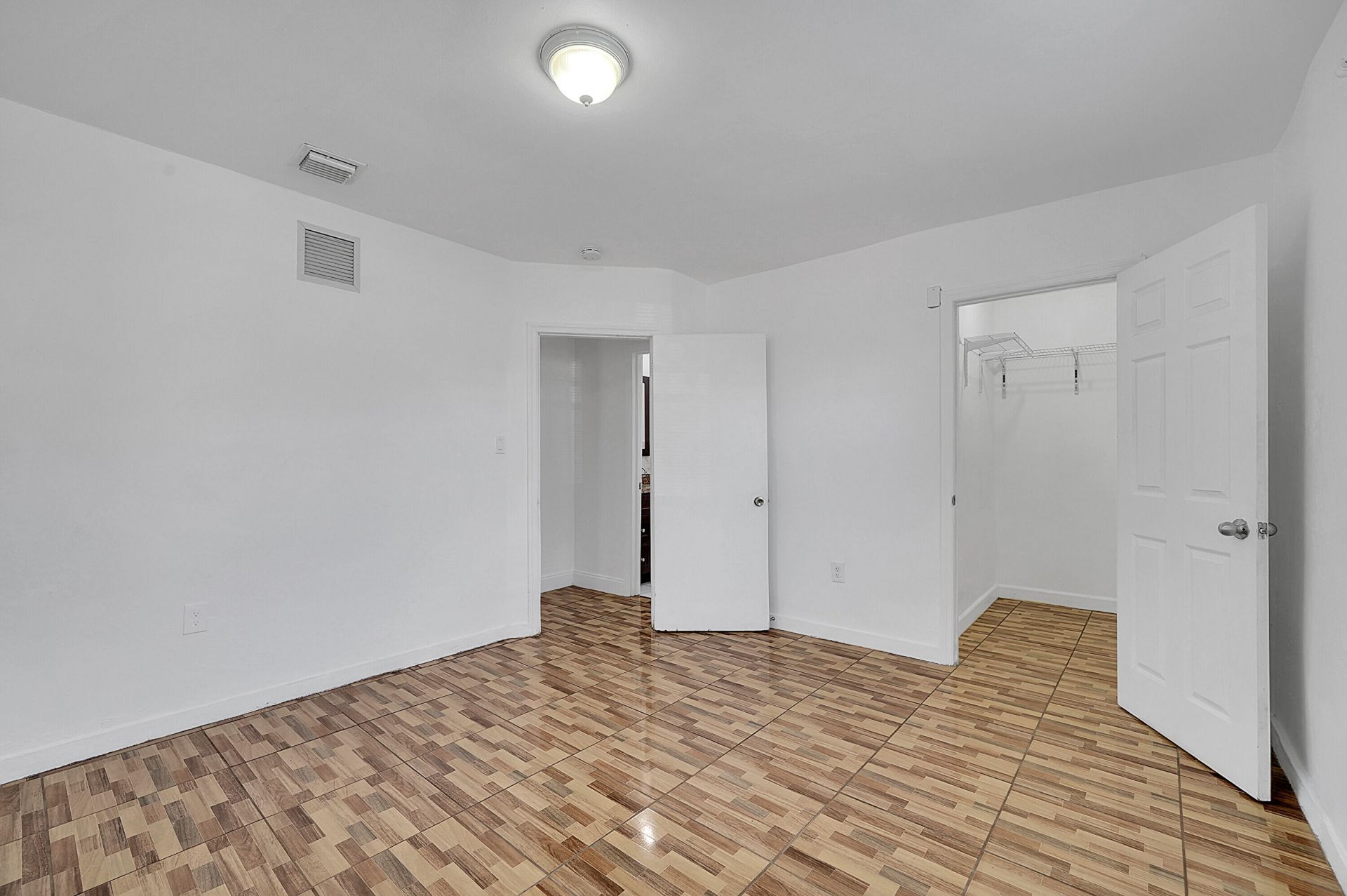 1646 NE 150th Street, Unit 1, Miami, FL 33181 Photo