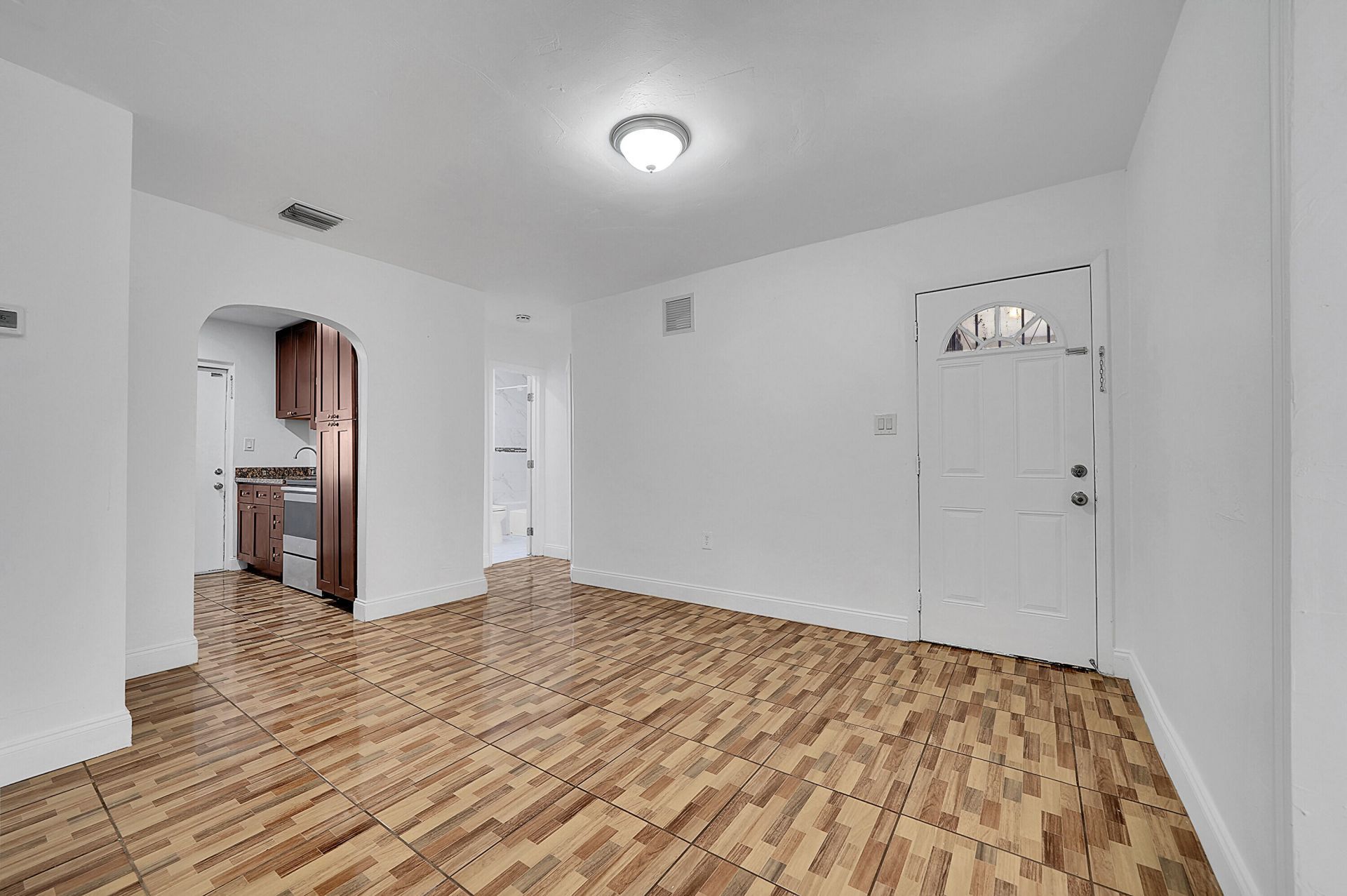 1646 NE 150th Street, Unit 1, Miami, FL 33181 Photo