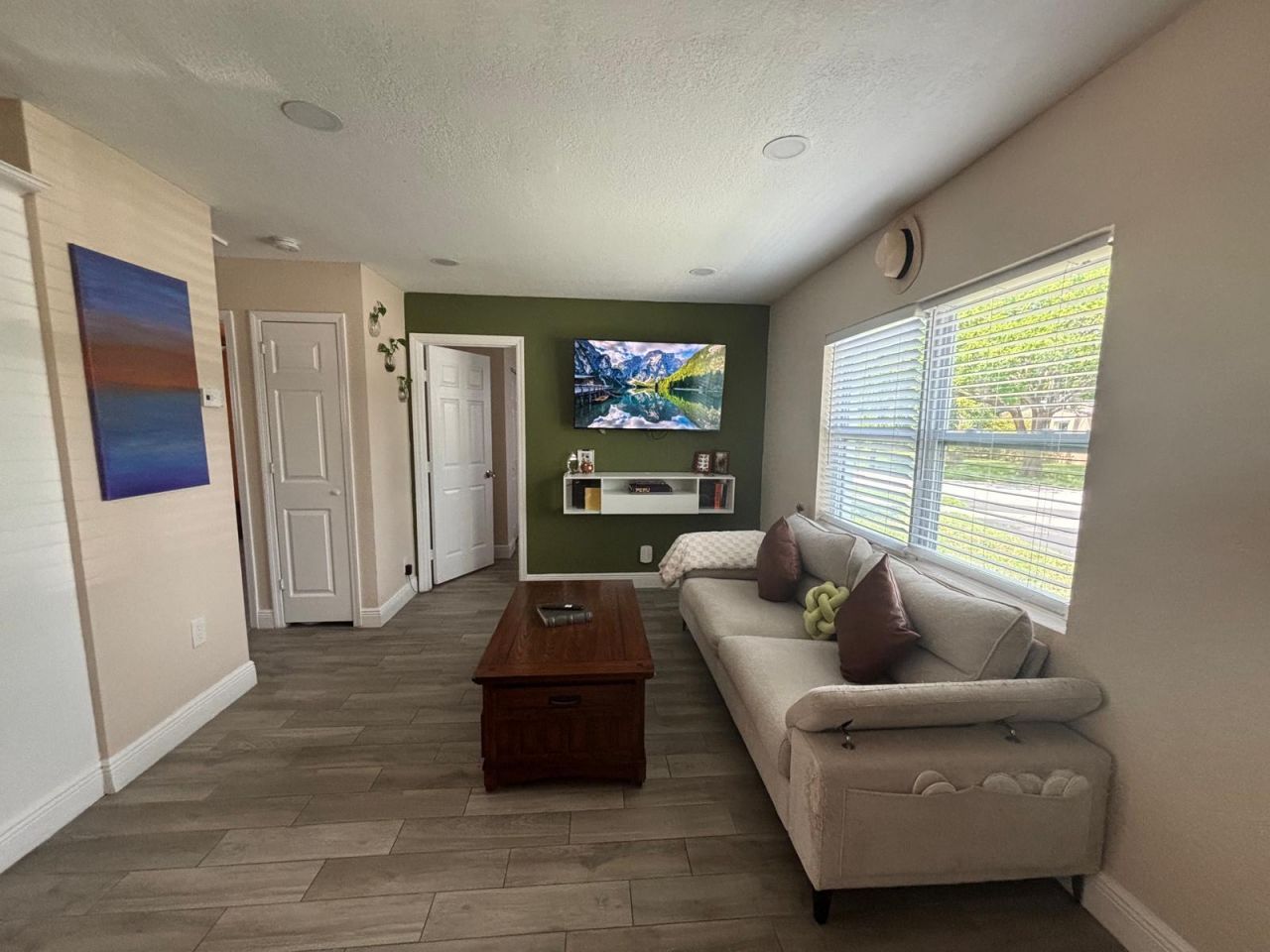 2480 NE 13th Terrace, Pompano Beach, FL 33064 Photo