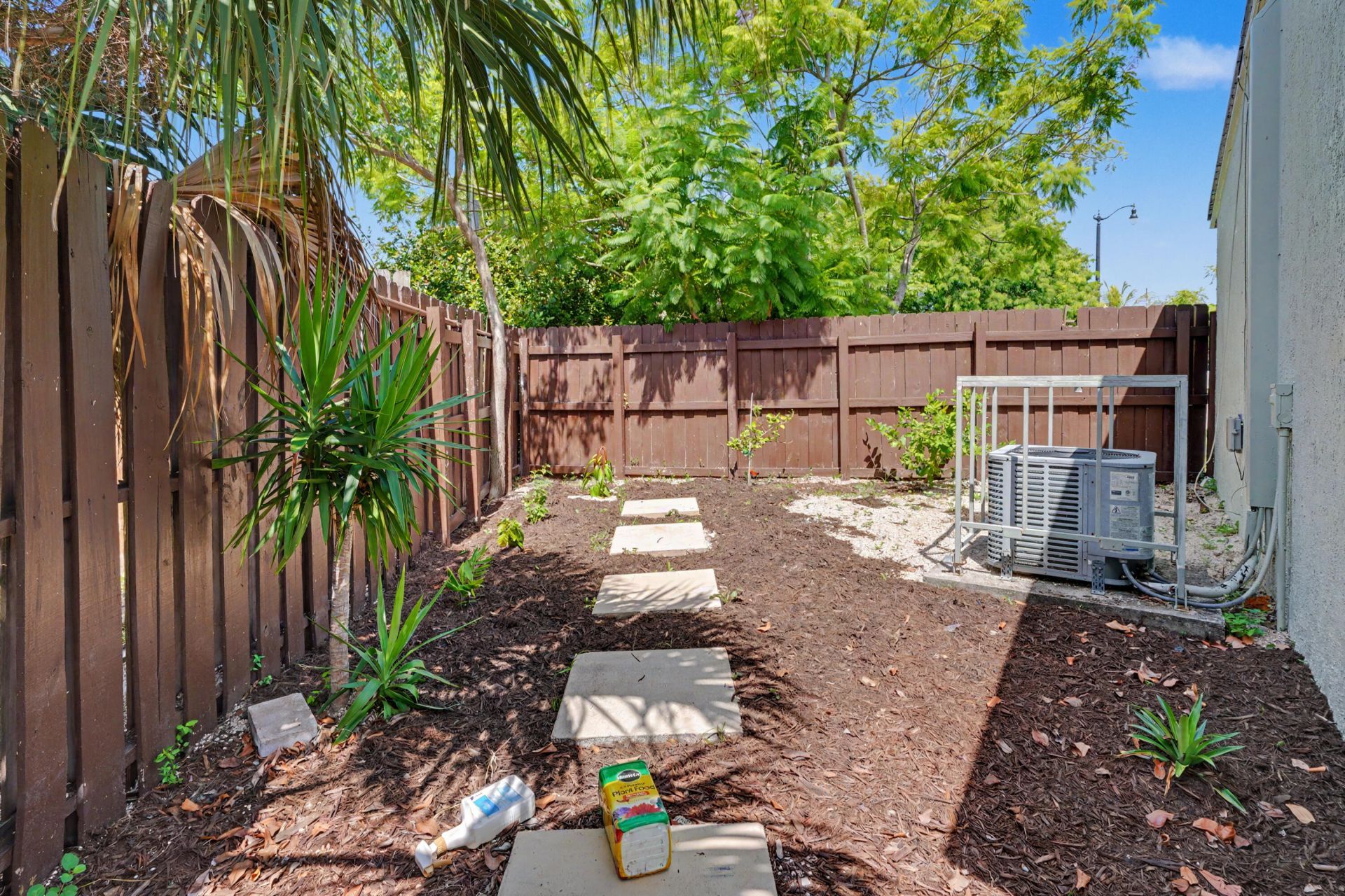 2480 NE 13th Terrace, Pompano Beach, FL 33064 Photo