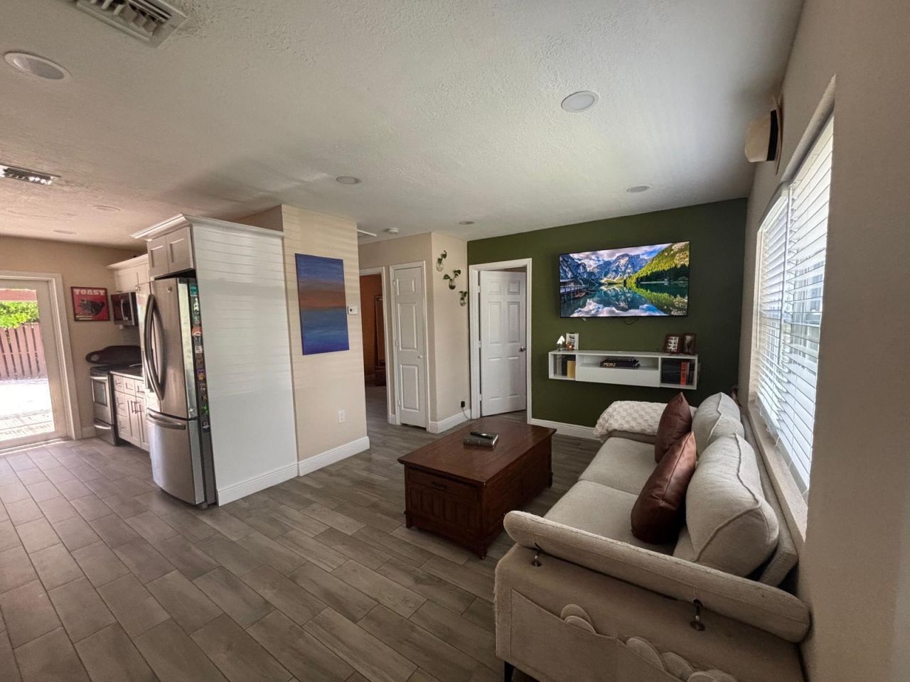 2480 NE 13th Terrace, Pompano Beach, FL 33064 Photo