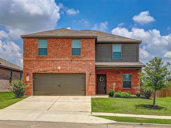 203 Drifter Drive, Newark, TX 76071