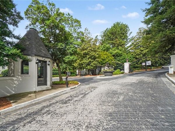 4105 Pine Heights Drive NE, Atlanta, GA 30324