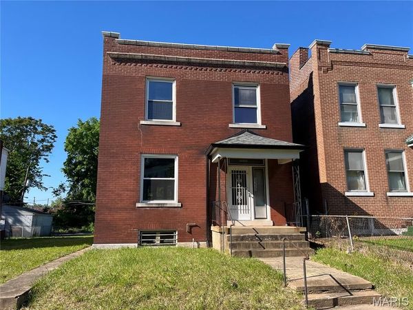 5330 Terry Avenue , St Louis, MO 63120