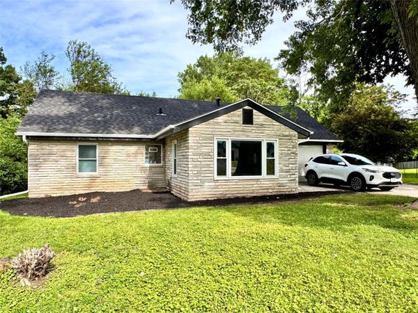 2405 57th Street, Des Moines, IA 50310