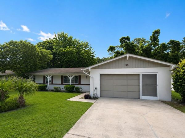 13 COURTNEY PLACE , PALM COAST, FL 32137
