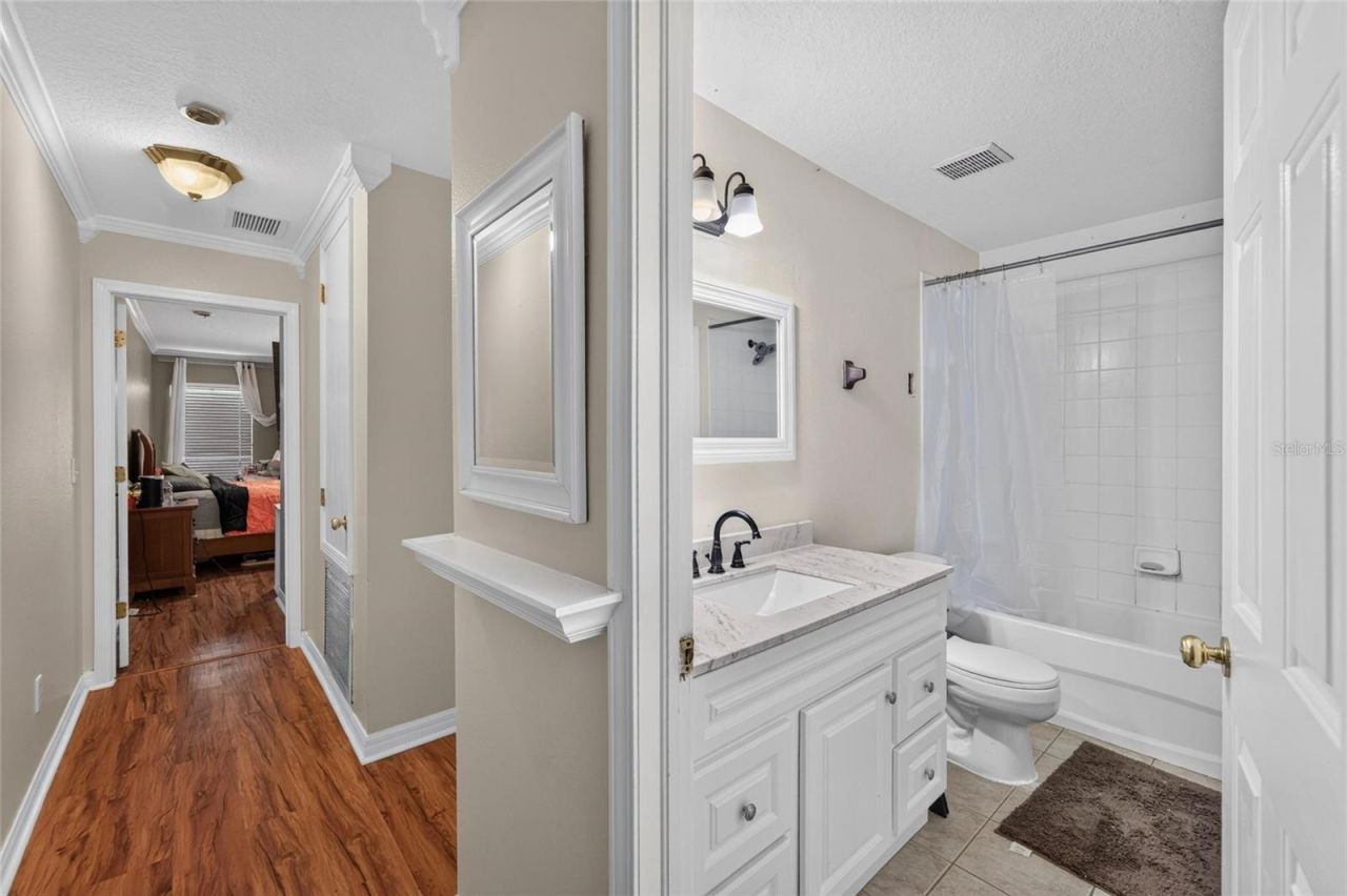 10818 Brickside Court , Riverview, FL 33579 Photo