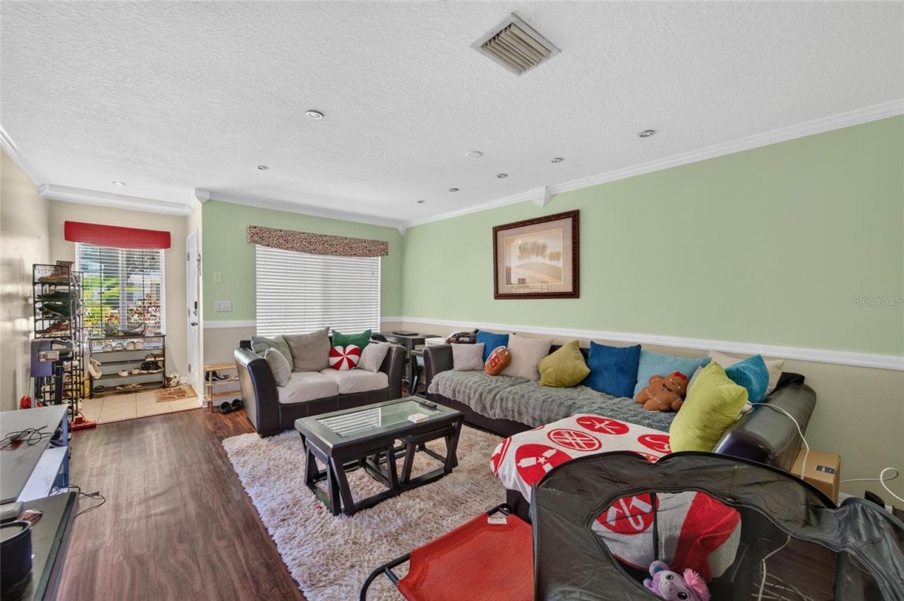 10818 Brickside Court , Riverview, FL 33579 Photo