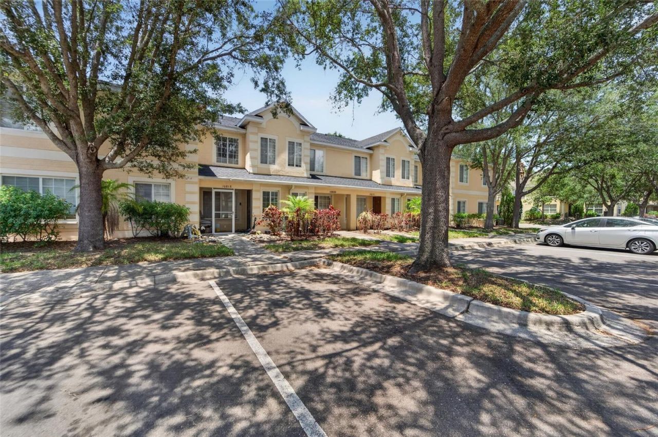10818 Brickside Court , Riverview, FL 33579 Photo