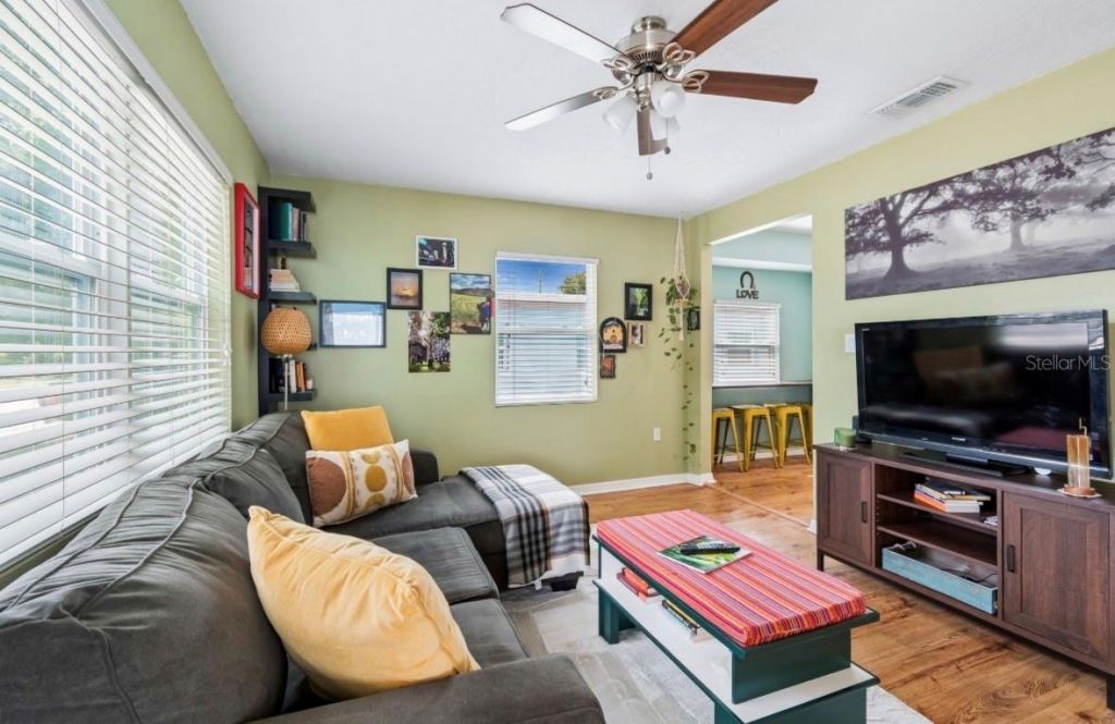 2120 43rd Terrace N, Saint Petersburg, FL 33714 Photo