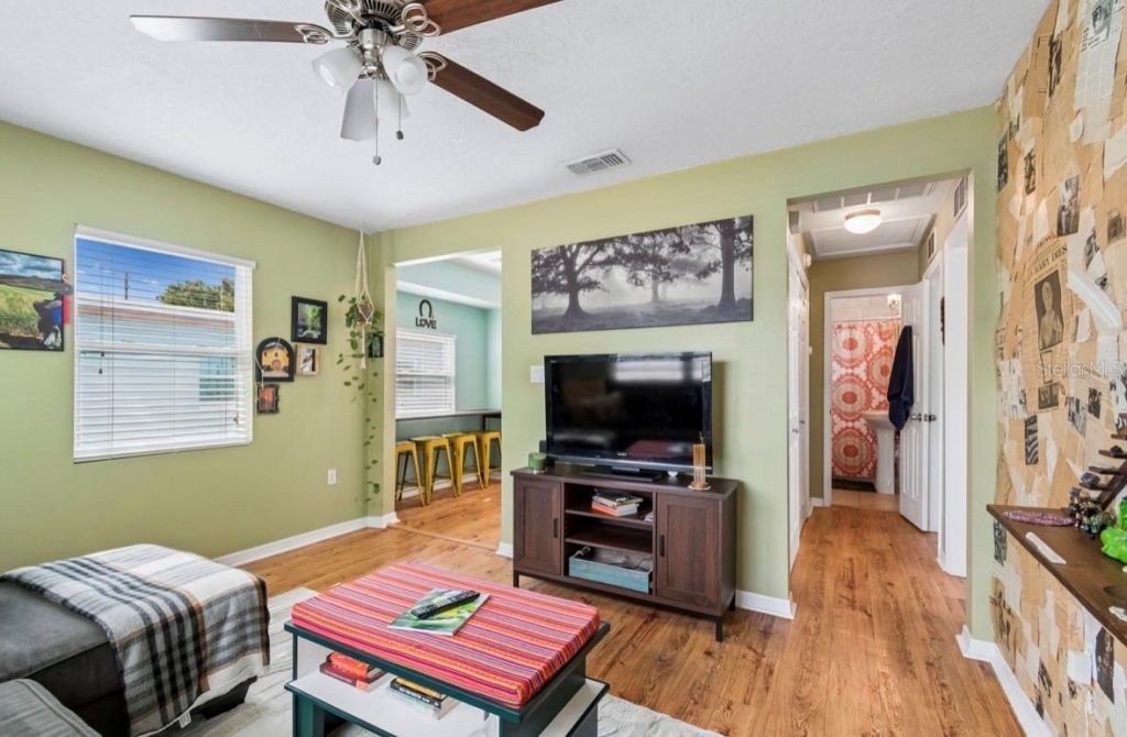 2120 43rd Terrace N, Saint Petersburg, FL 33714 Photo