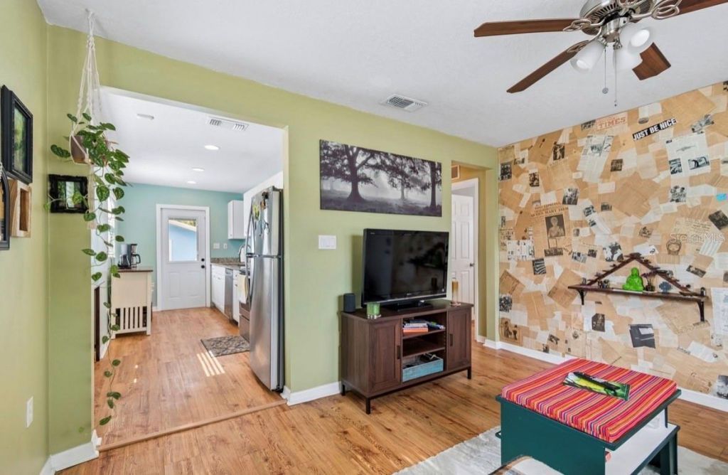 2120 43rd Terrace N, Saint Petersburg, FL 33714 Photo