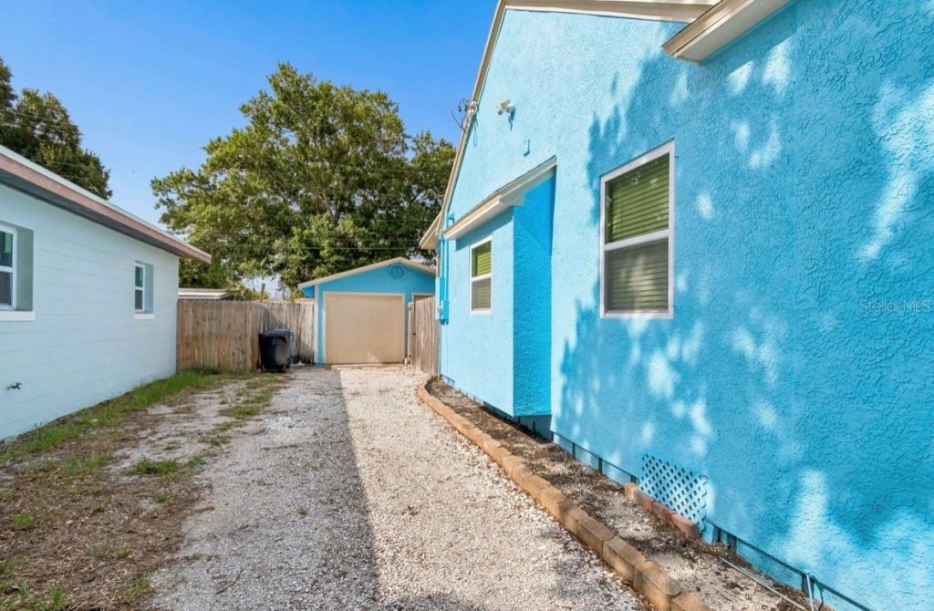 2120 43rd Terrace N, Saint Petersburg, FL 33714 Photo
