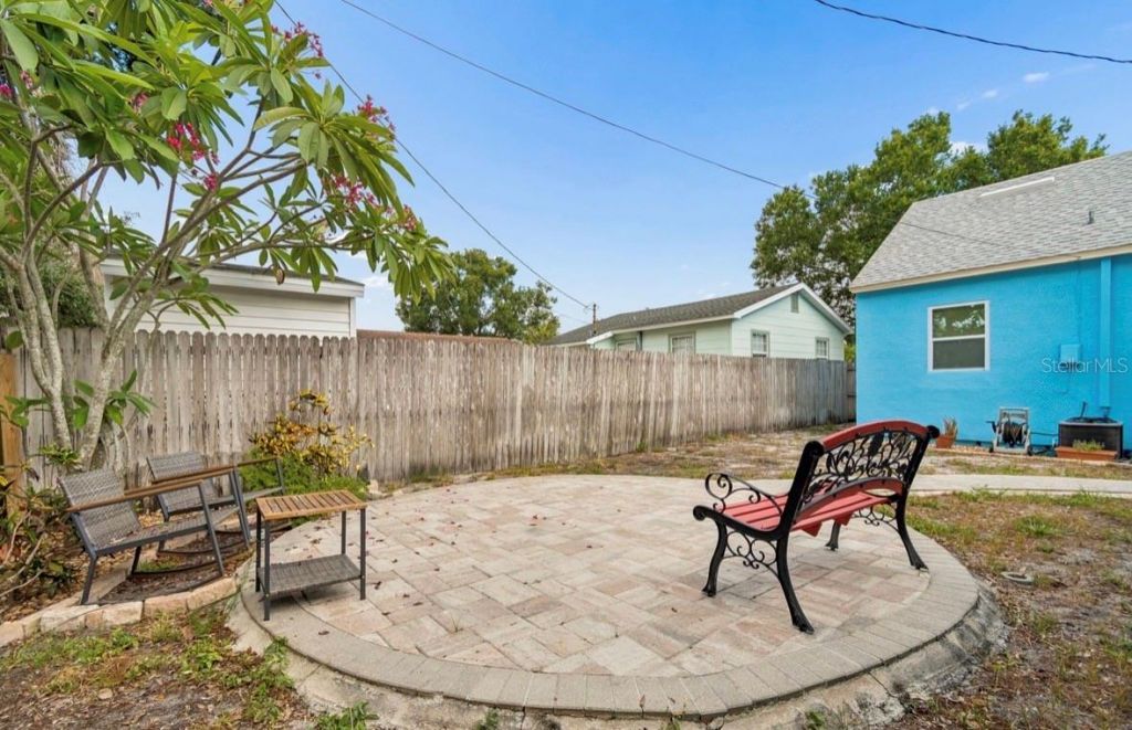 2120 43rd Terrace N, Saint Petersburg, FL 33714 Photo
