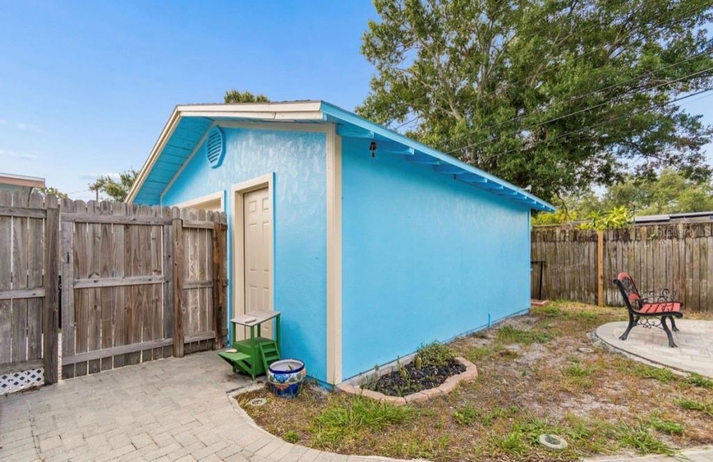 2120 43rd Terrace N, Saint Petersburg, FL 33714 Photo