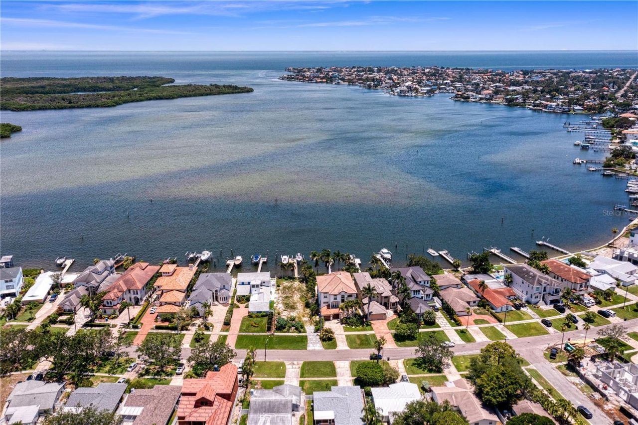 6527 Bayou Grande Blvd Ne, Saint Petersburg, FL 33702 Photo
