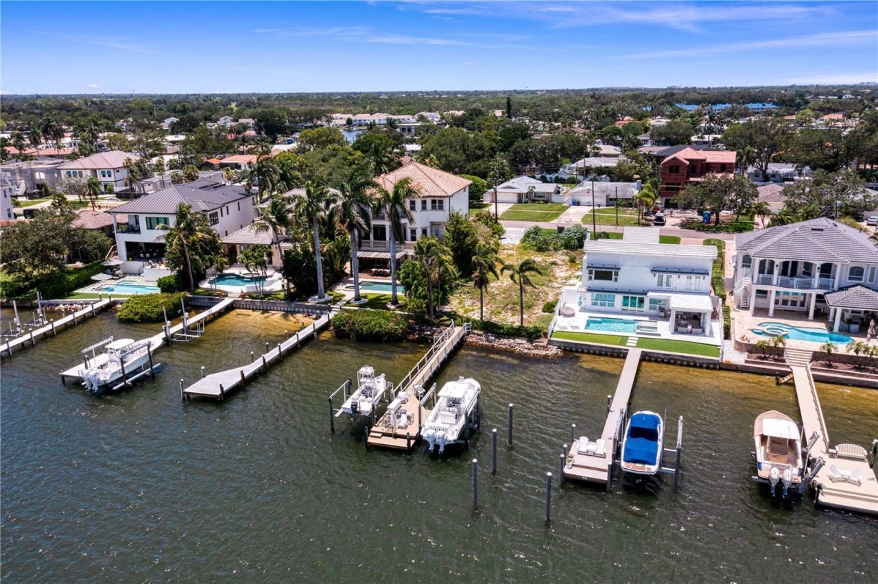 6527 Bayou Grande Blvd Ne, Saint Petersburg, FL 33702 Photo