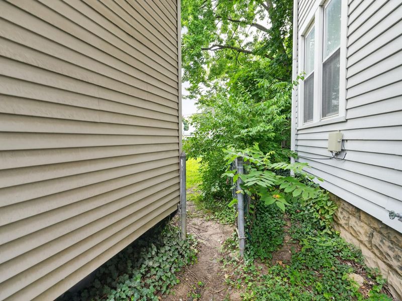 431 Columbian Avenue , Columbus, OH 43223 Photo 4