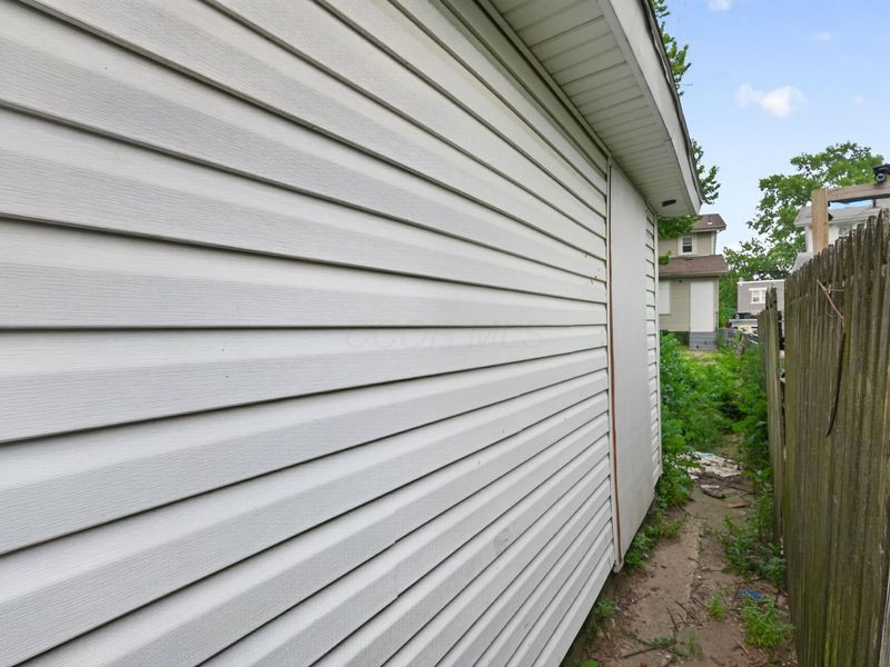 431 Columbian Avenue , Columbus, OH 43223 Photo 7