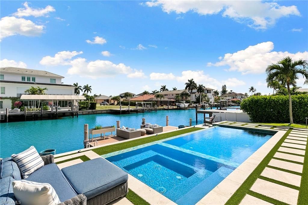 357 Egret Ave, Naples, FL 34108 Photo