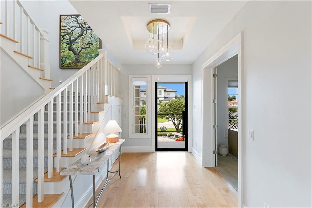 357 Egret Ave, Naples, FL 34108 Photo