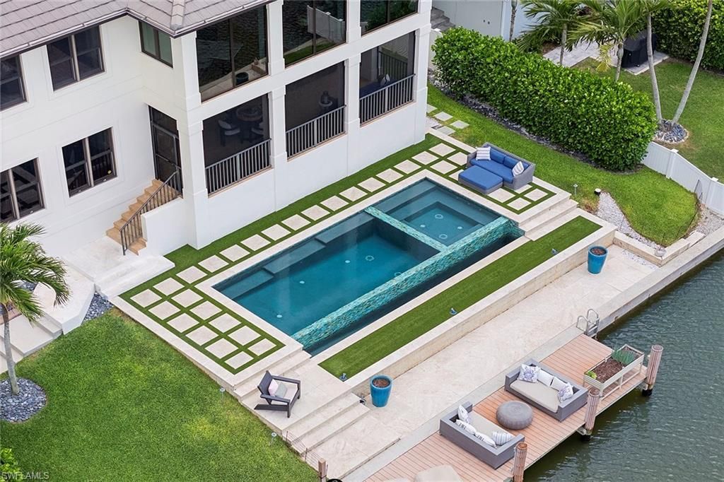 357 Egret Ave, Naples, FL 34108 Photo