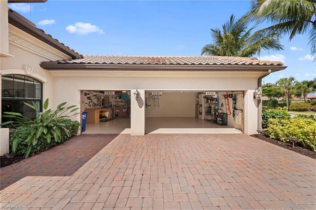17211 Cherrywood Ct , Bonita Springs, FL 34135 Photo