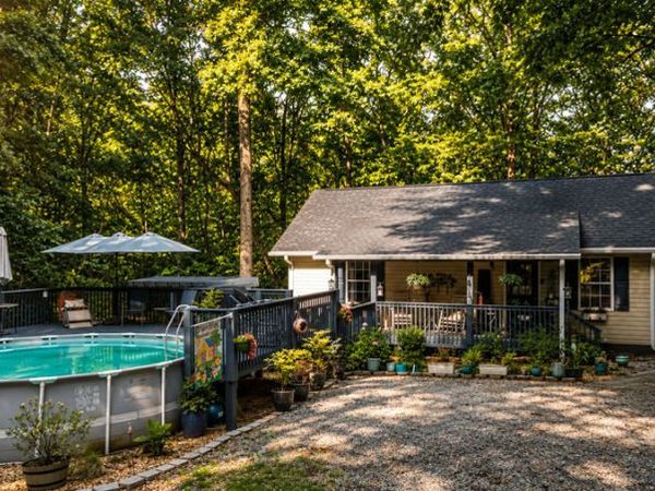 26 Chief Lane, Hartwell, GA 30643